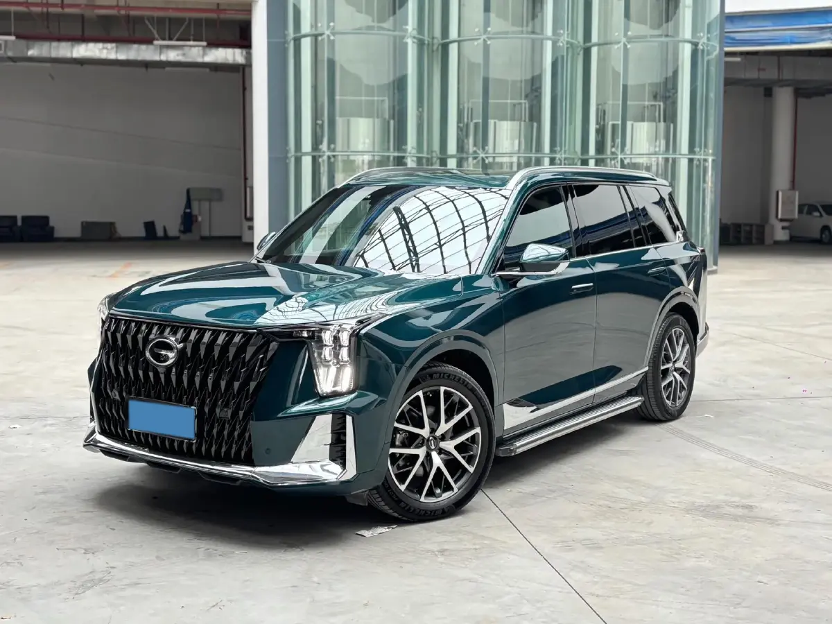2022 GAC Trumpchi GS8 2.0T 190HP L4 E-CVT Hybrid