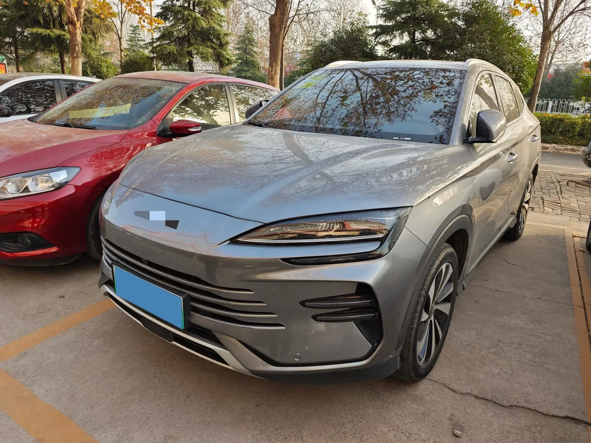 2023 BYD SONG view 1