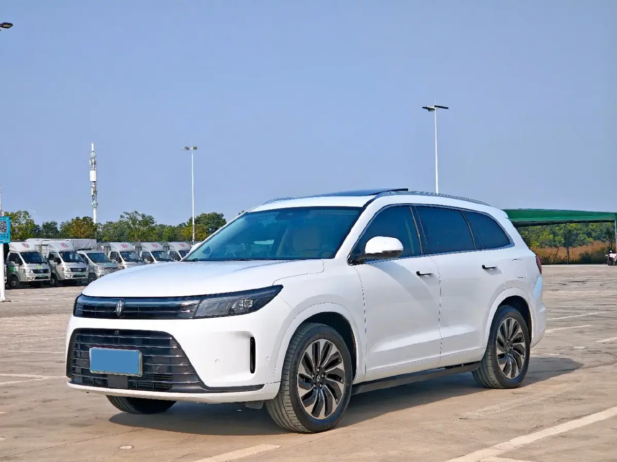 2022 Infiniti Q50L 2.0T 211HP L4 7AT