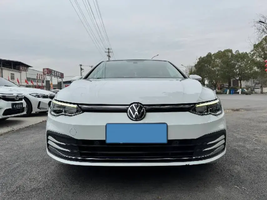 2021 VOLKSWAGEN GOLF thumbnail 2