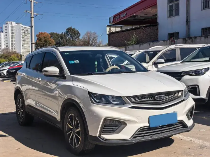 2020 GEELY COOLRAY thumbnail 2