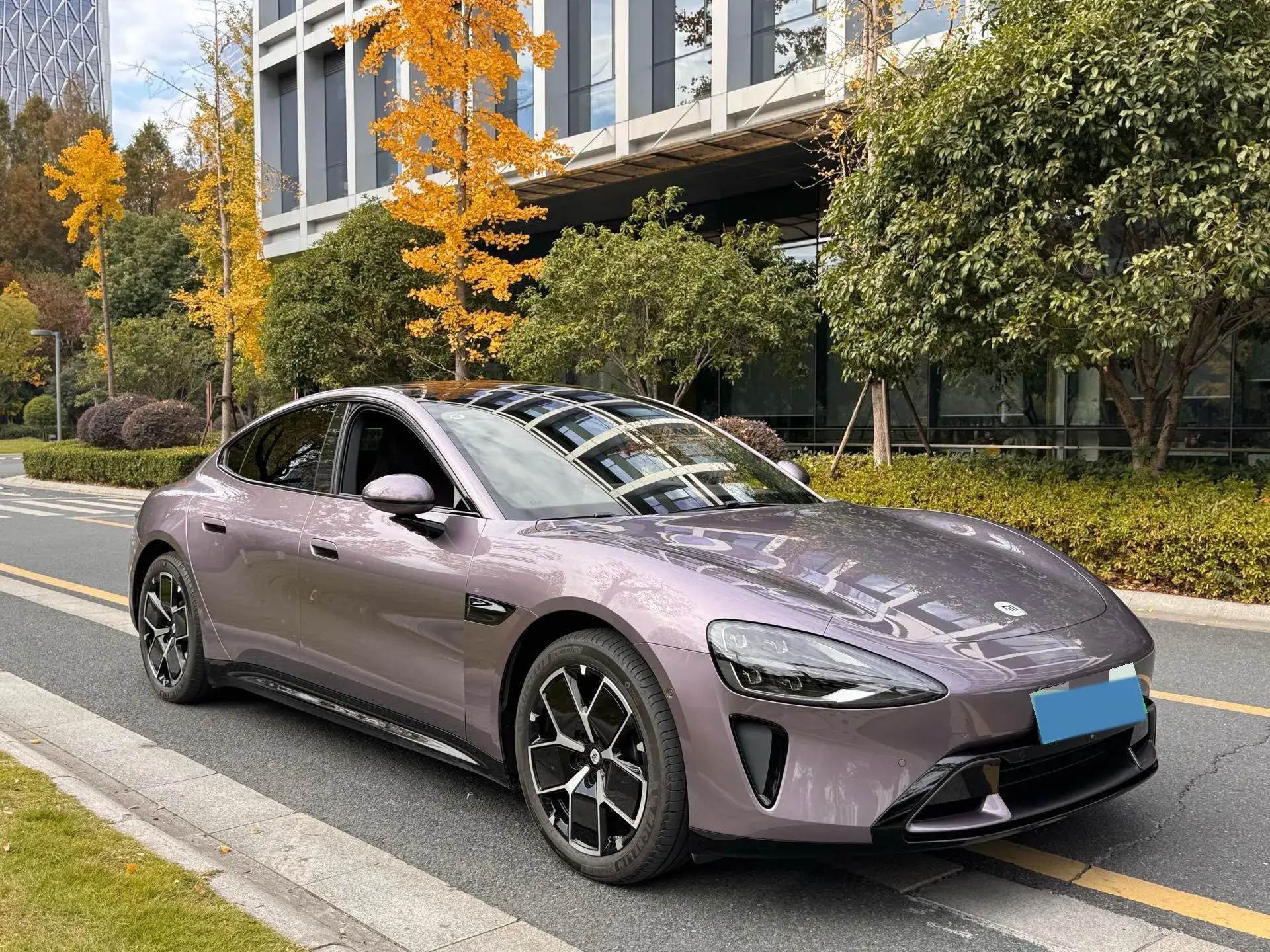 2024 MI SU7 thumbnail 3