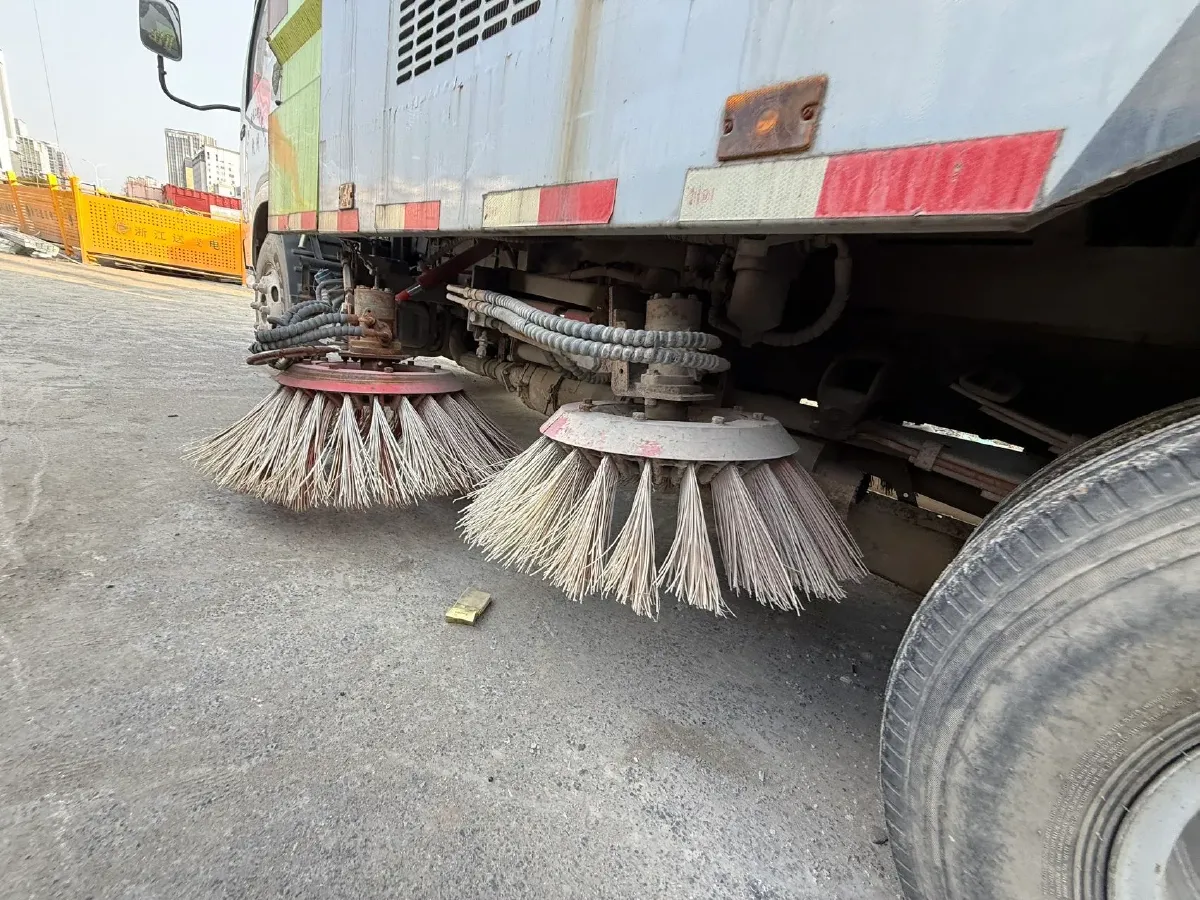 2007 DongFeng Forthing LingZhi 2.4L 126HP L4 5MT,autocango,china used car exporter,china ev exporter,chinese used car exporter,chinese used ev exporter