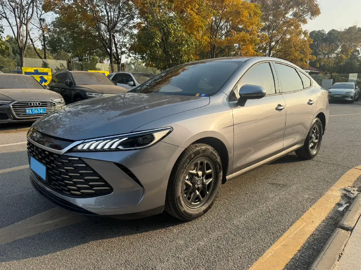 2025 BYD Qin Plus 1.5L 101HP L4 E-CVT PHEV 7.68KWH