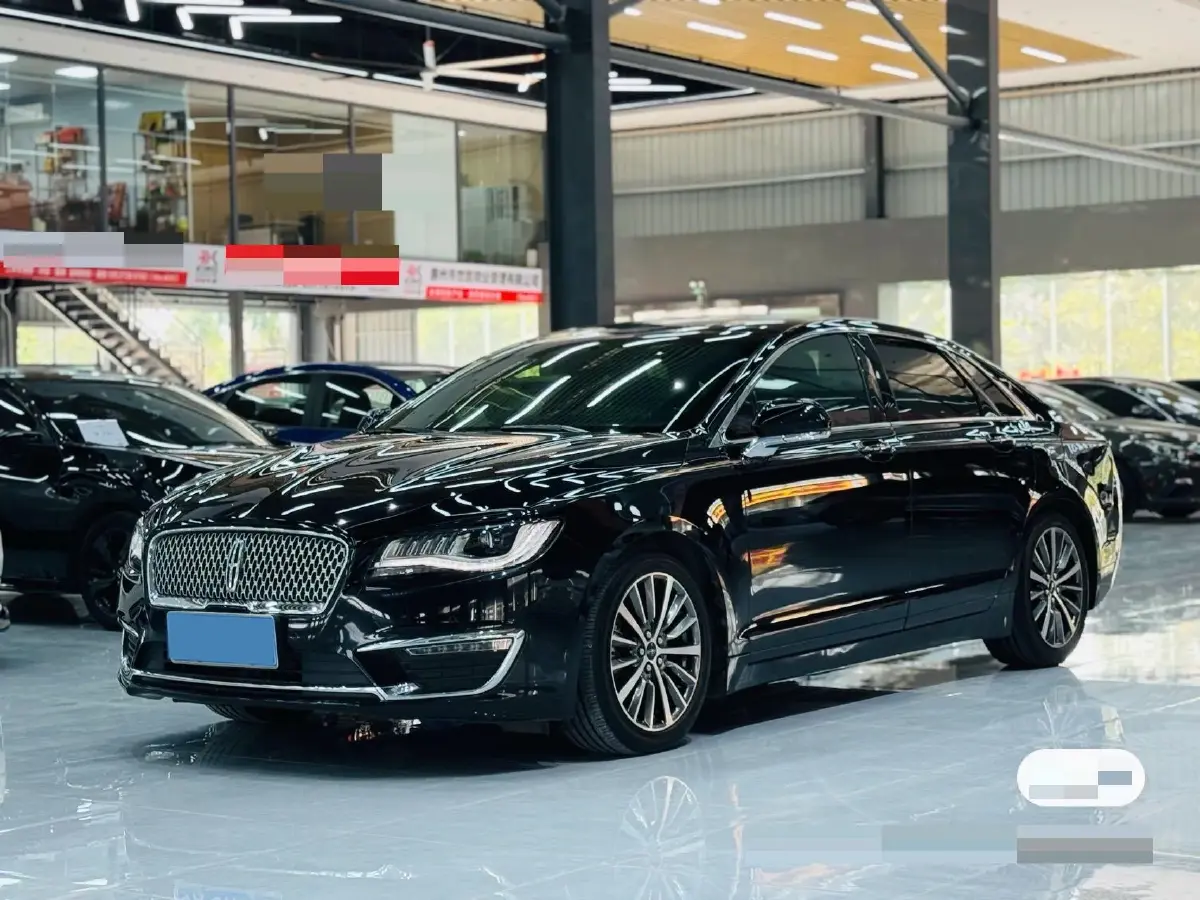2019 Lincoln MKZ 2.0T 196HP L4 6AT