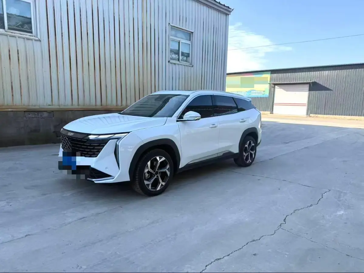 2023 Geely StarRay 1.5T 181HP L4 7DCT