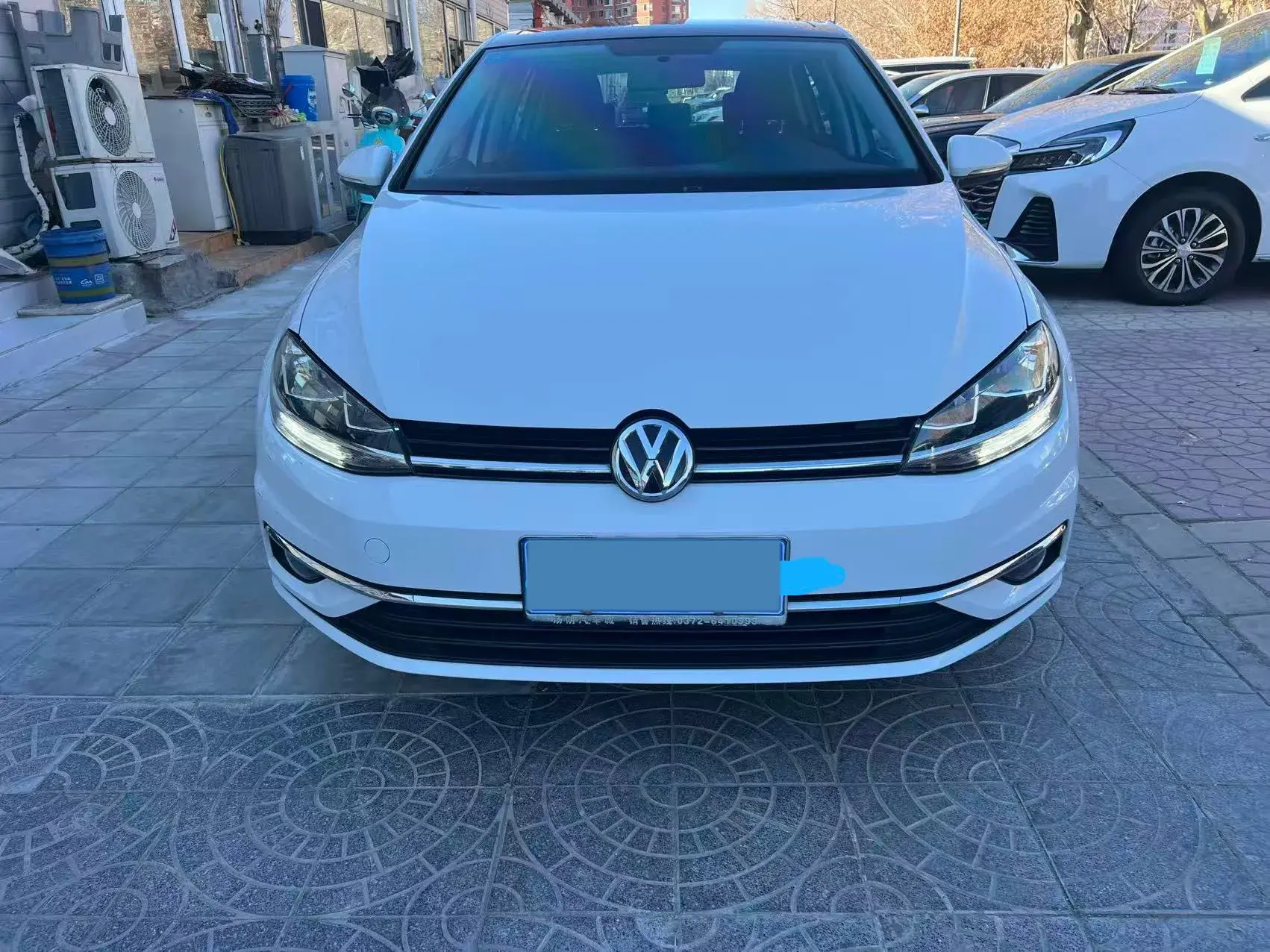 2018 VOLKSWAGEN GOLF thumbnail 2