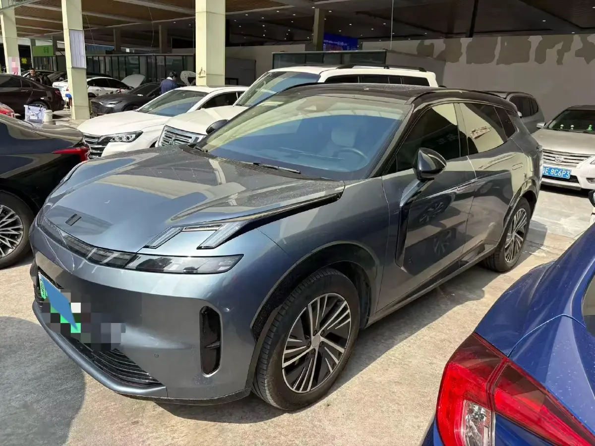 2023 LYNK&CO 08 EM-P 1.5T 163HP L4 3DHT PHEV 39.8KWH