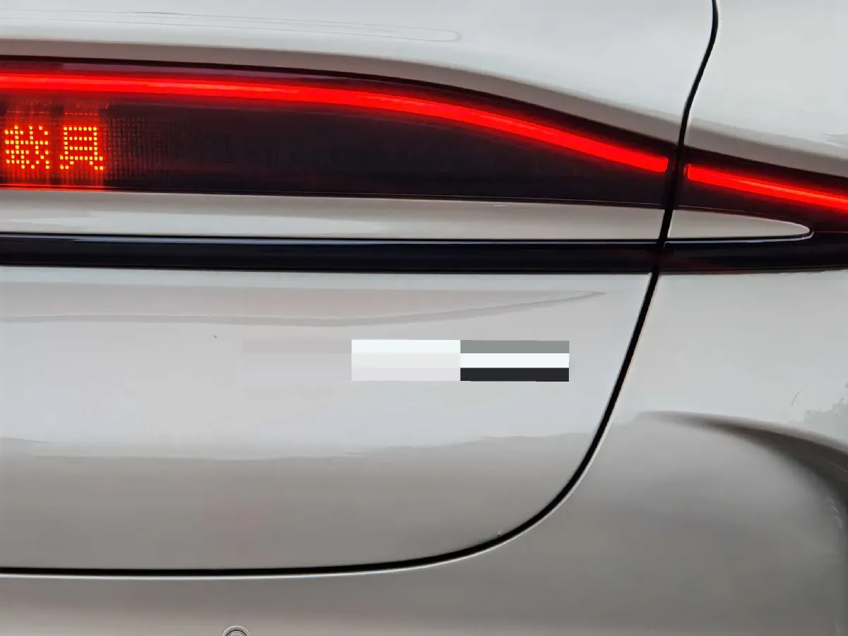 2024 IM L6 BEV 75KWH,autocango,china used car exporter,china ev exporter,chinese used car exporter,chinese used ev exporter