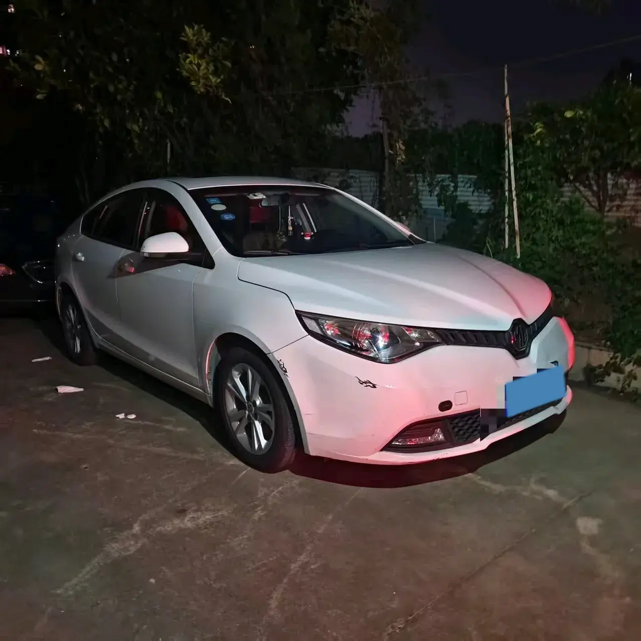 2016 MG GT thumbnail 3