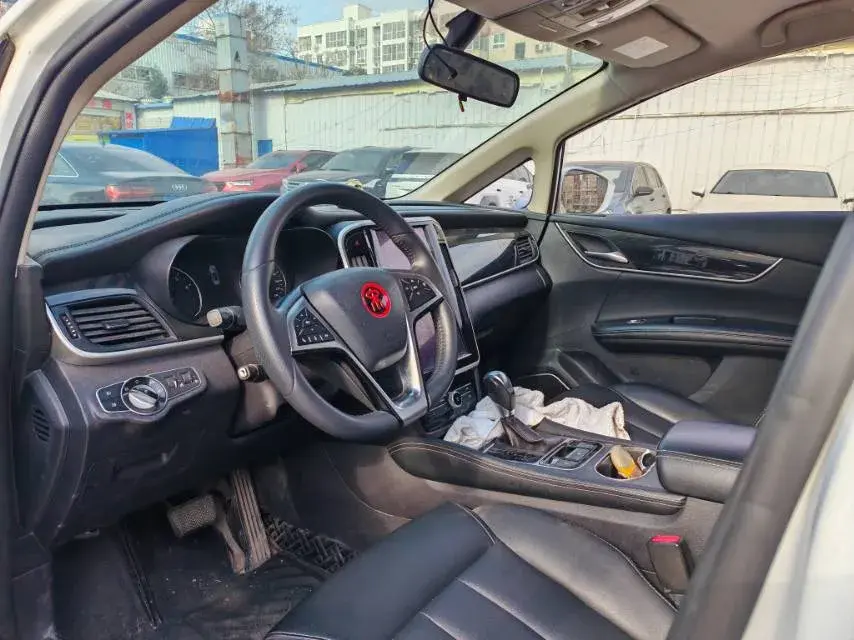 2018 BYD SONG thumbnail 3