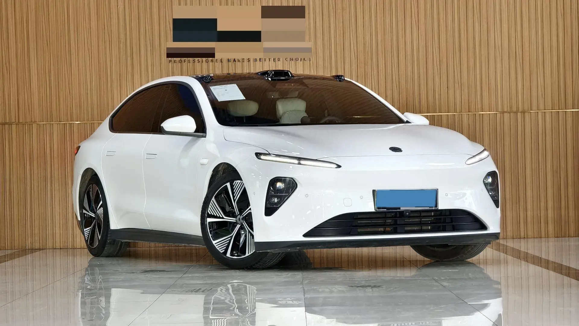 2021 VOLKSWAGEN ID.6 thumbnail 3