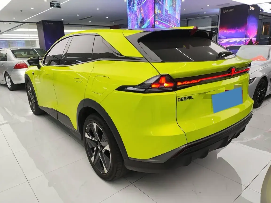 2023 DEEPAL S07 thumbnail 4