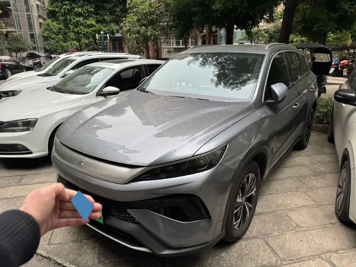 2024 BYD SongL DM-i 1.5L 101HP L4 E-CVT PHEV 12.9KWH