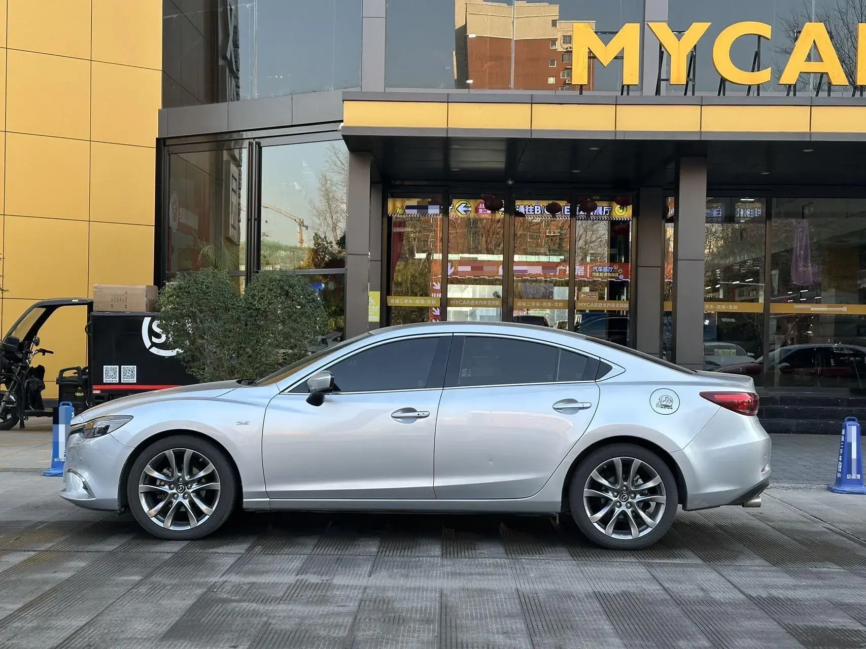 2018 MAZDA ATENZA thumbnail 2