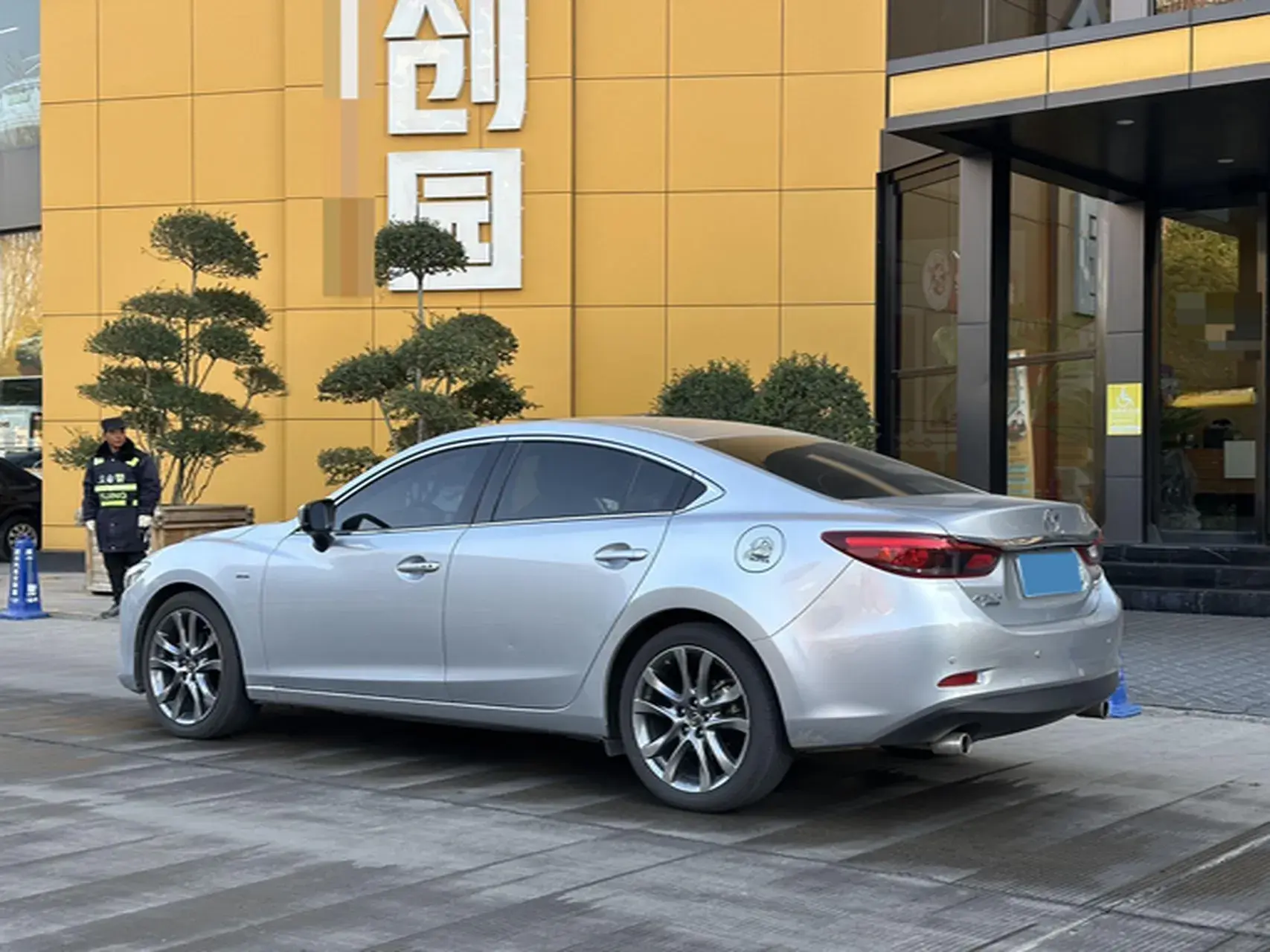 2018 MAZDA ATENZA thumbnail 3