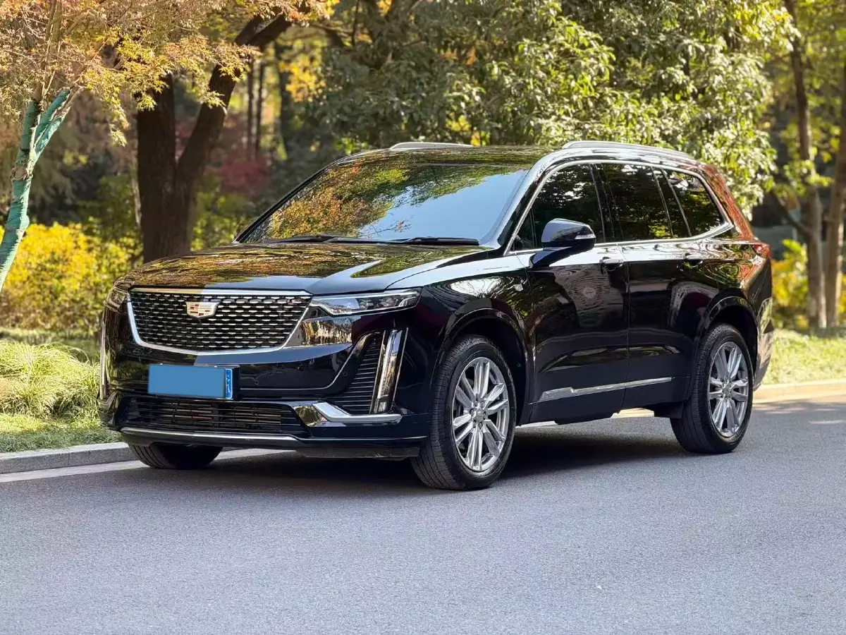 2022 Cadillac XT6 2.0T 237HP L4 9AT