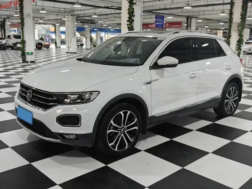 2021 Volkswagen T-Roc 1.4T 150HP L4 7DCT