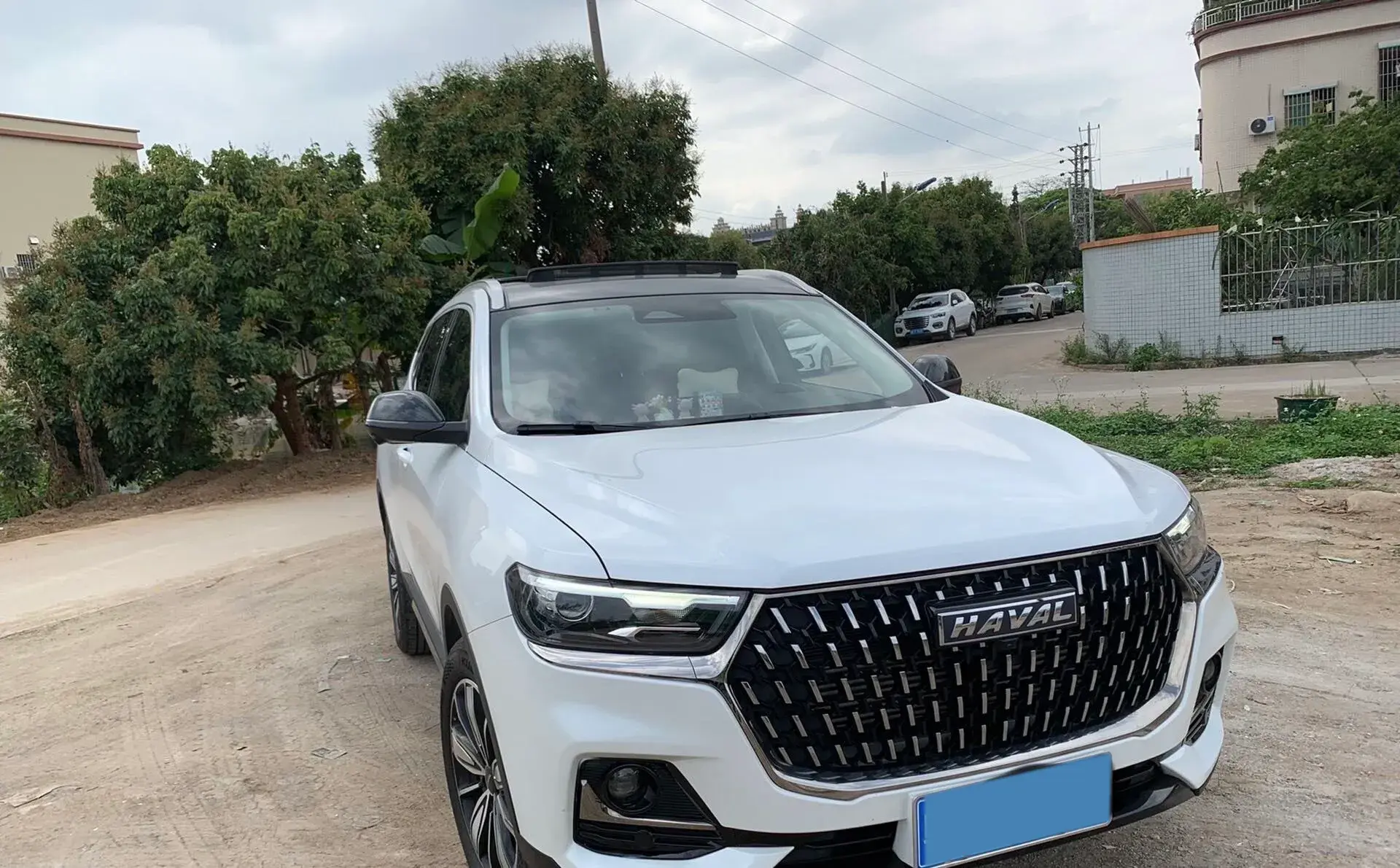 2023 HAVAL H6 thumbnail 2