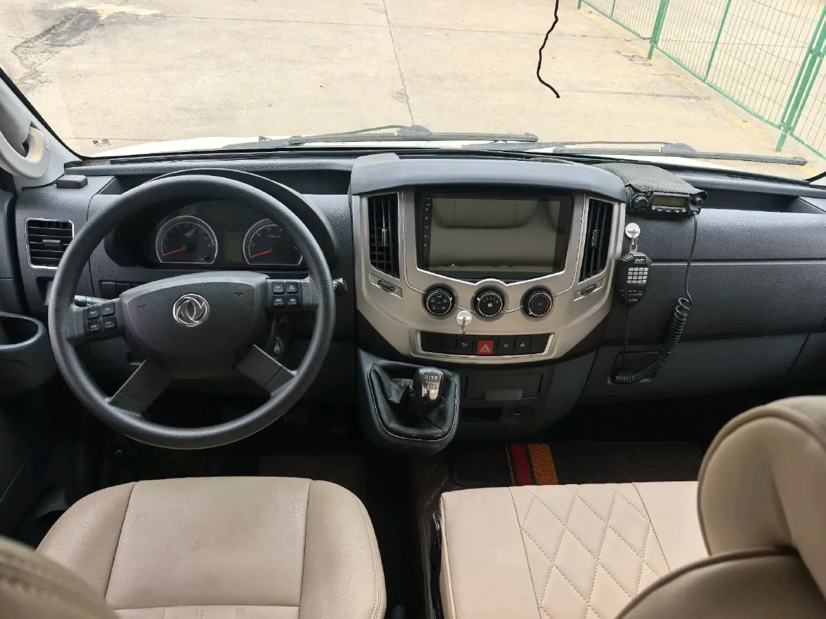 2021 DongFeng DFAC YuFeng 2.4T 140HP L4 6MT,autocango,china used car exporter,china ev exporter,chinese used car exporter,chinese used ev exporter