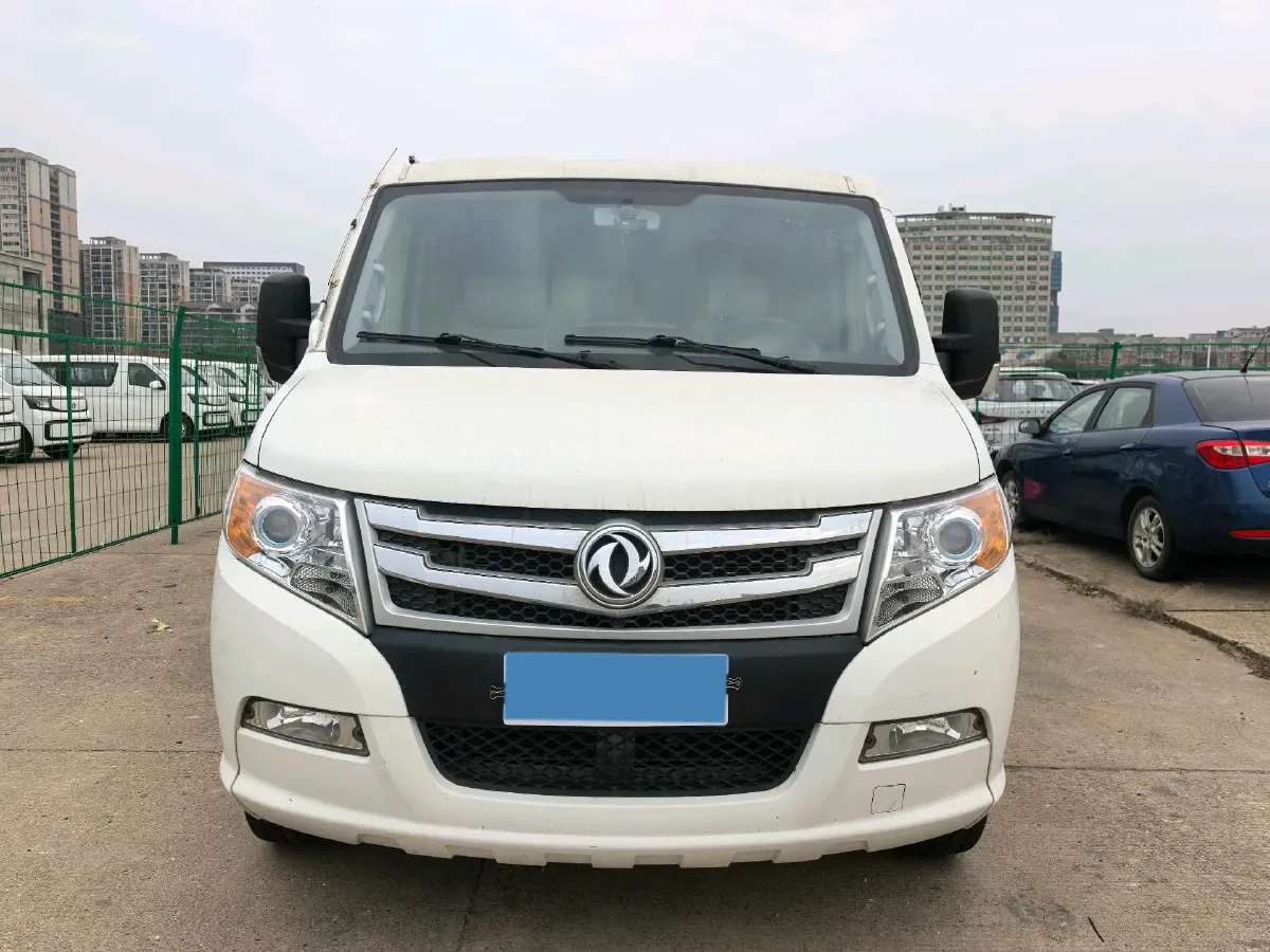 2021 DongFeng DFAC YuFeng 2.4T 140HP L4 6MT,autocango,china used car exporter,china ev exporter,chinese used car exporter,chinese used ev exporter