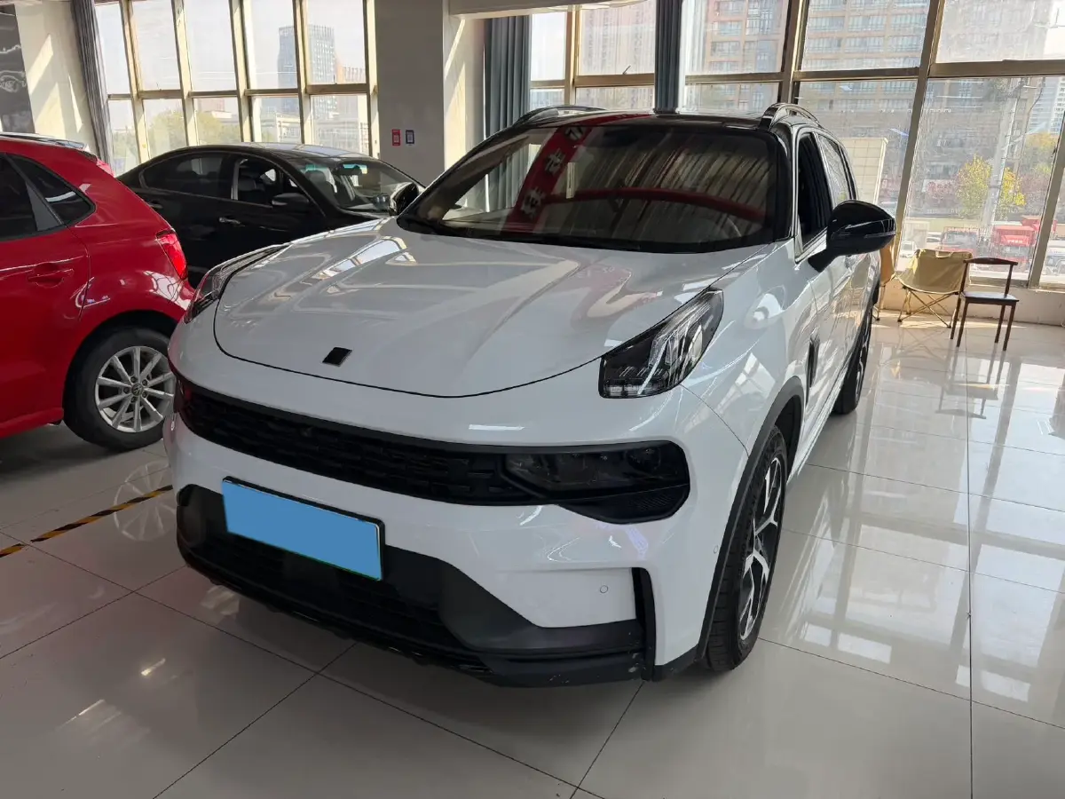 2021 LYNK&CO 01 EM-P 1.5T 180HP L3 7DCT PHEV 17.7KWH