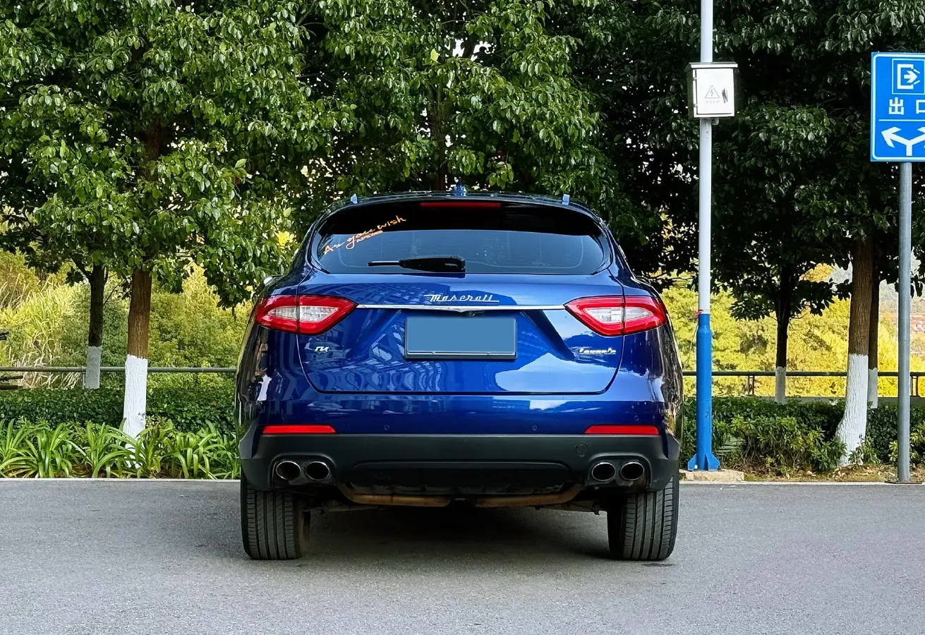 2018 Maserati Levante 3.0T 350HP V6 8AT,autocango,china used car exporter,china ev exporter,chinese used car exporter,chinese used ev exporter