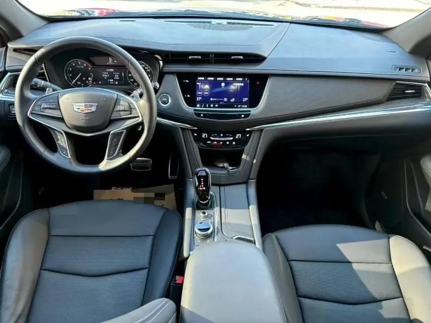 2024 Cadillac XT5 2.0T 237HP L4 9AT,autocango,china used car exporter,china ev exporter,chinese used car exporter,chinese used ev exporter
