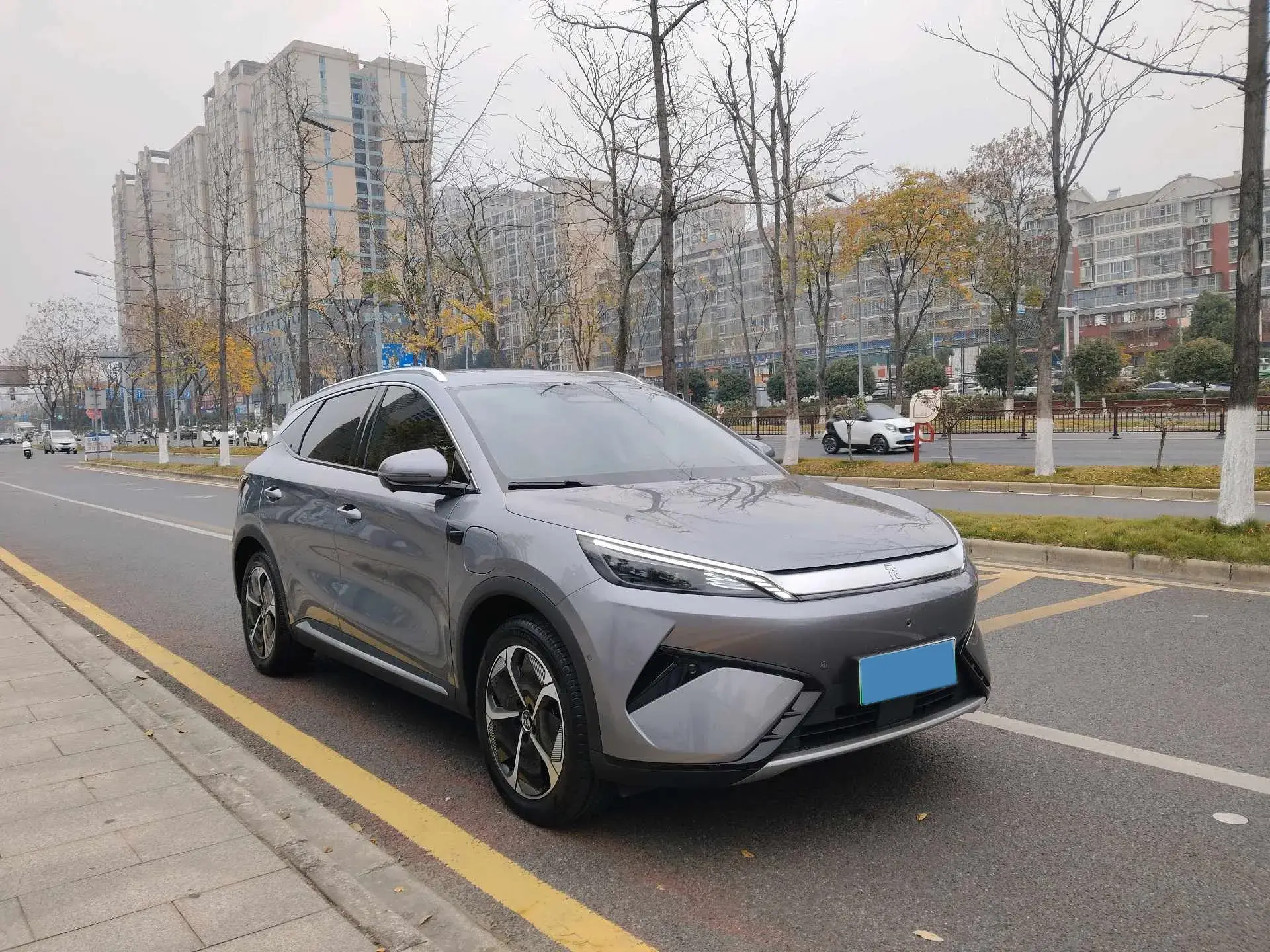 2025 BYD YUAN thumbnail 3