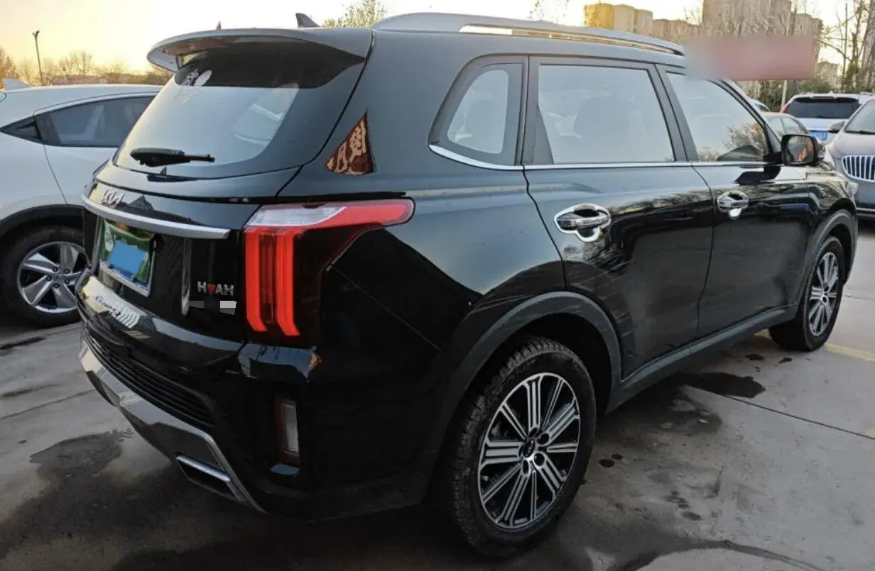 2021 KIA SPORTAGE thumbnail 3