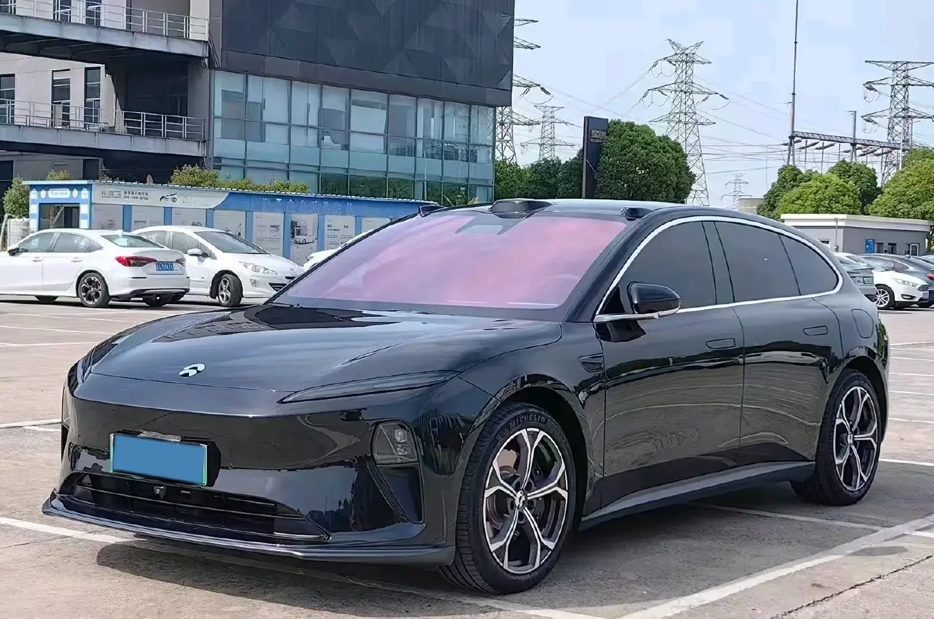 2024 NIO ET5T BEV 75KWH