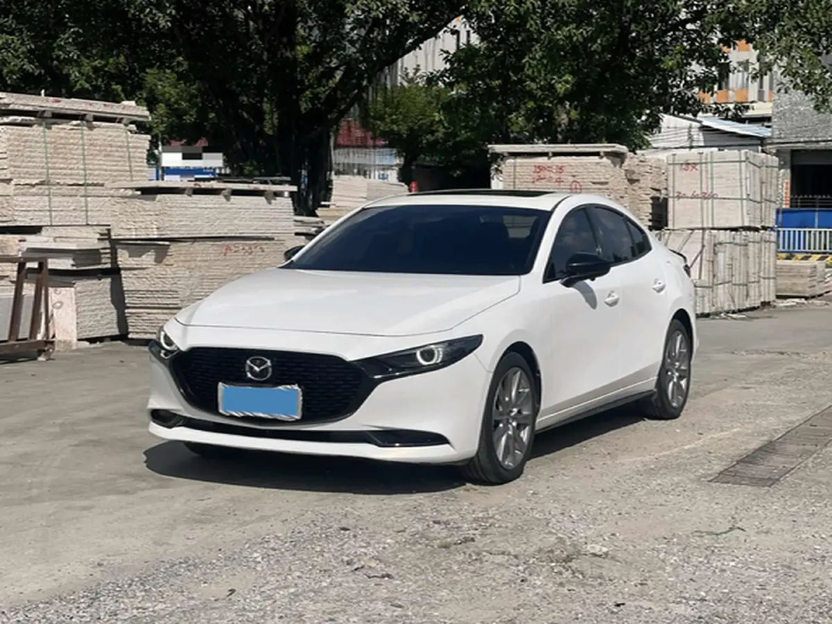 2021 Mazda 3 Axela 2.0L 158HP L4 6AT