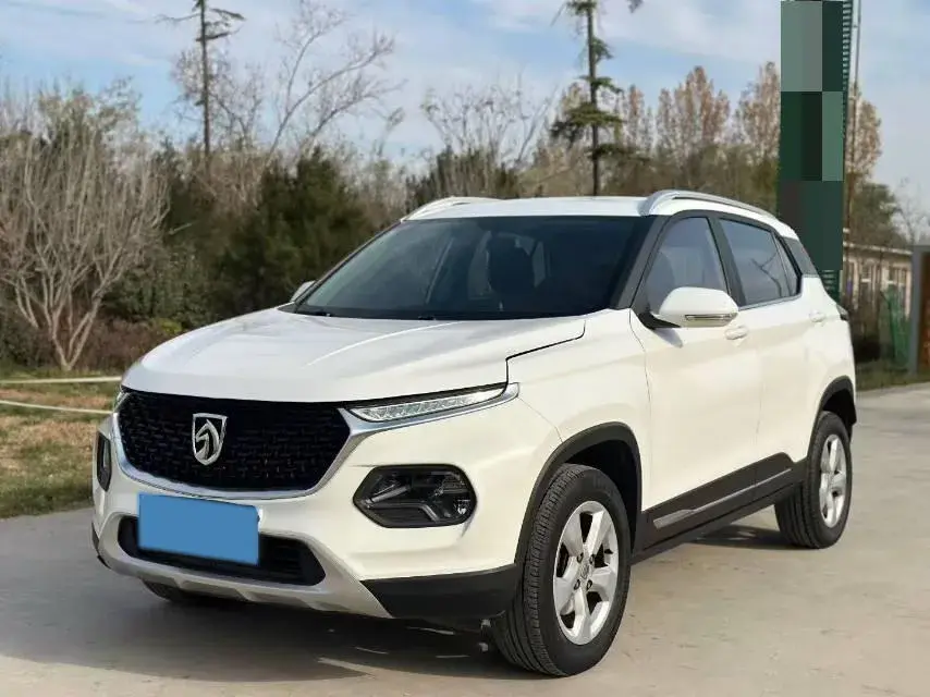 2019 BaoJun 730 1.5L 105HP L4 6MT