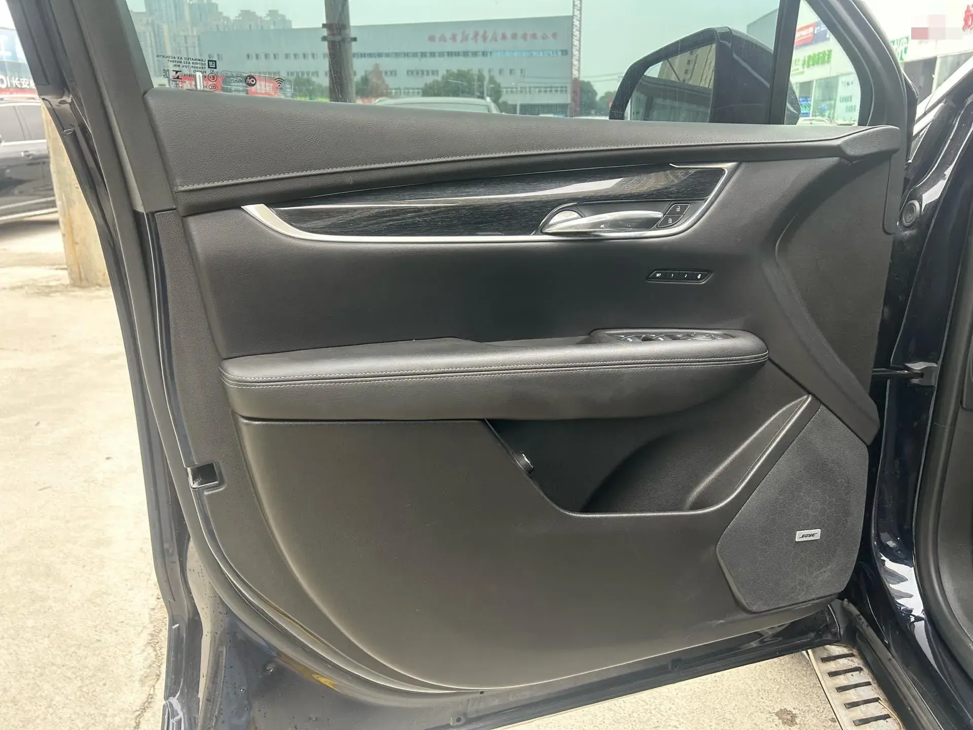 2021 CADILLAC XT5 thumbnail 4