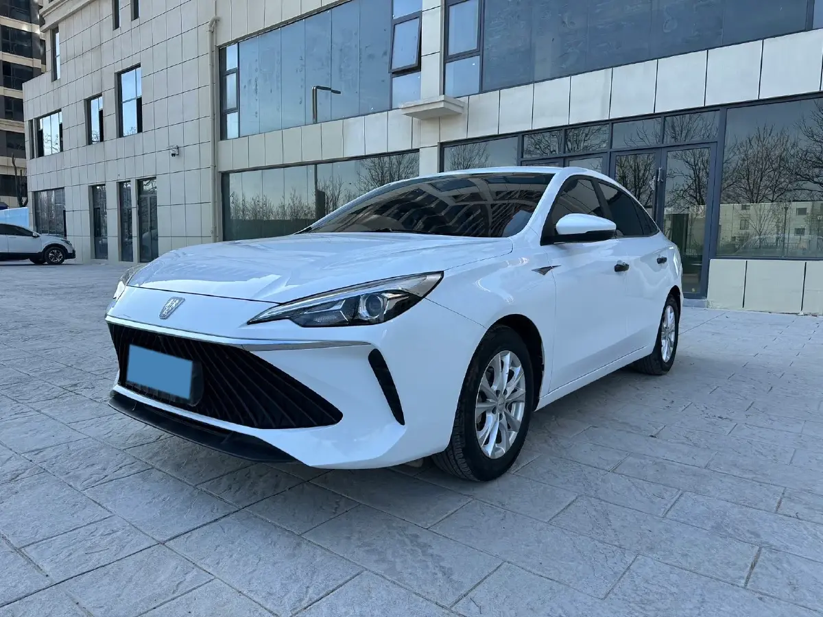 2023 Roewe i5 1.5L 129HP L4 CVT