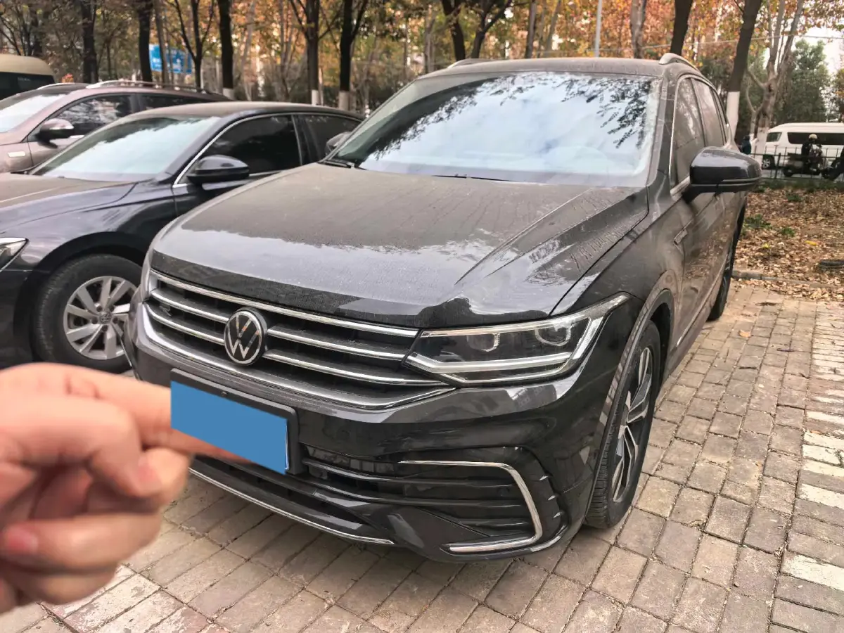 2024 Volkswagen Tiguan L 2.0T 186HP L4 7DCT