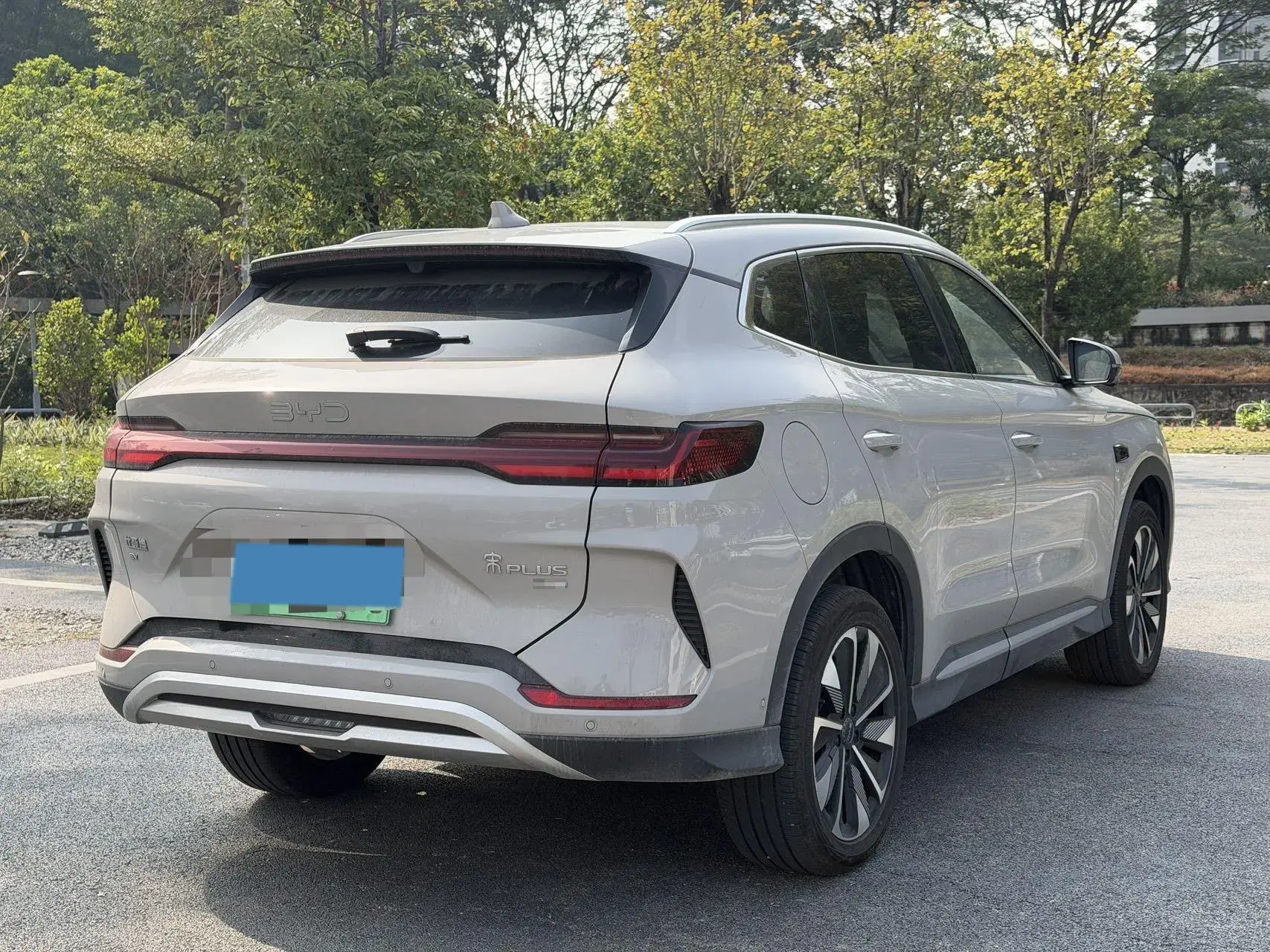 2025 BYD SONG thumbnail 4