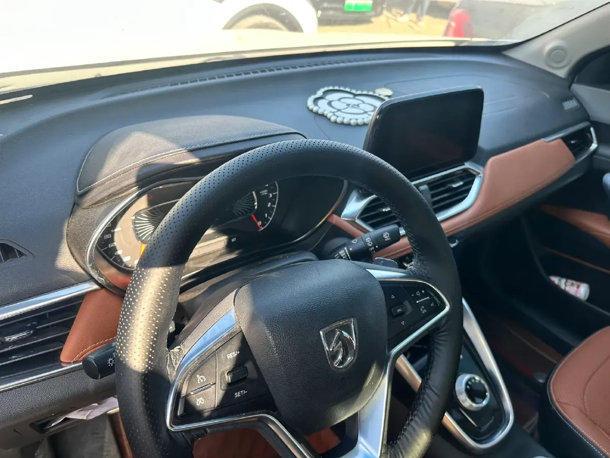 2018 KaiYi E3 1.6L 110HP L4 5MT,autocango,china used car exporter,china ev exporter,chinese used car exporter,chinese used ev exporter