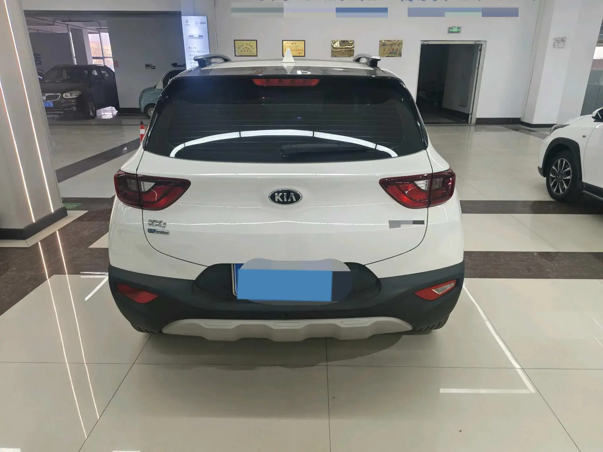 2019 KIA KX1 thumbnail 2