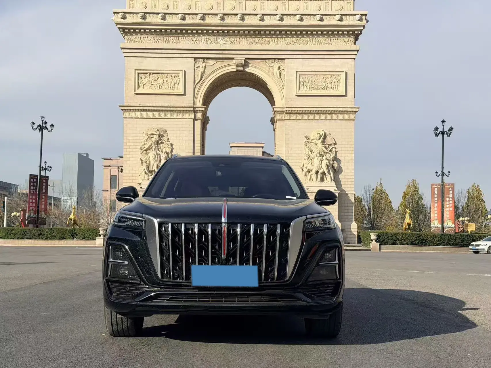 2023 HONGQI HS5 thumbnail 2