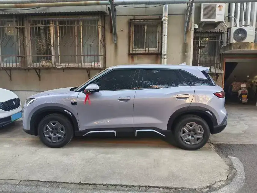 2025 BYD YUANUP thumbnail 2