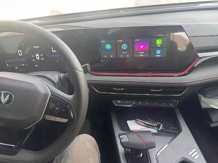 2025 CHANGAN X5 thumbnail 4