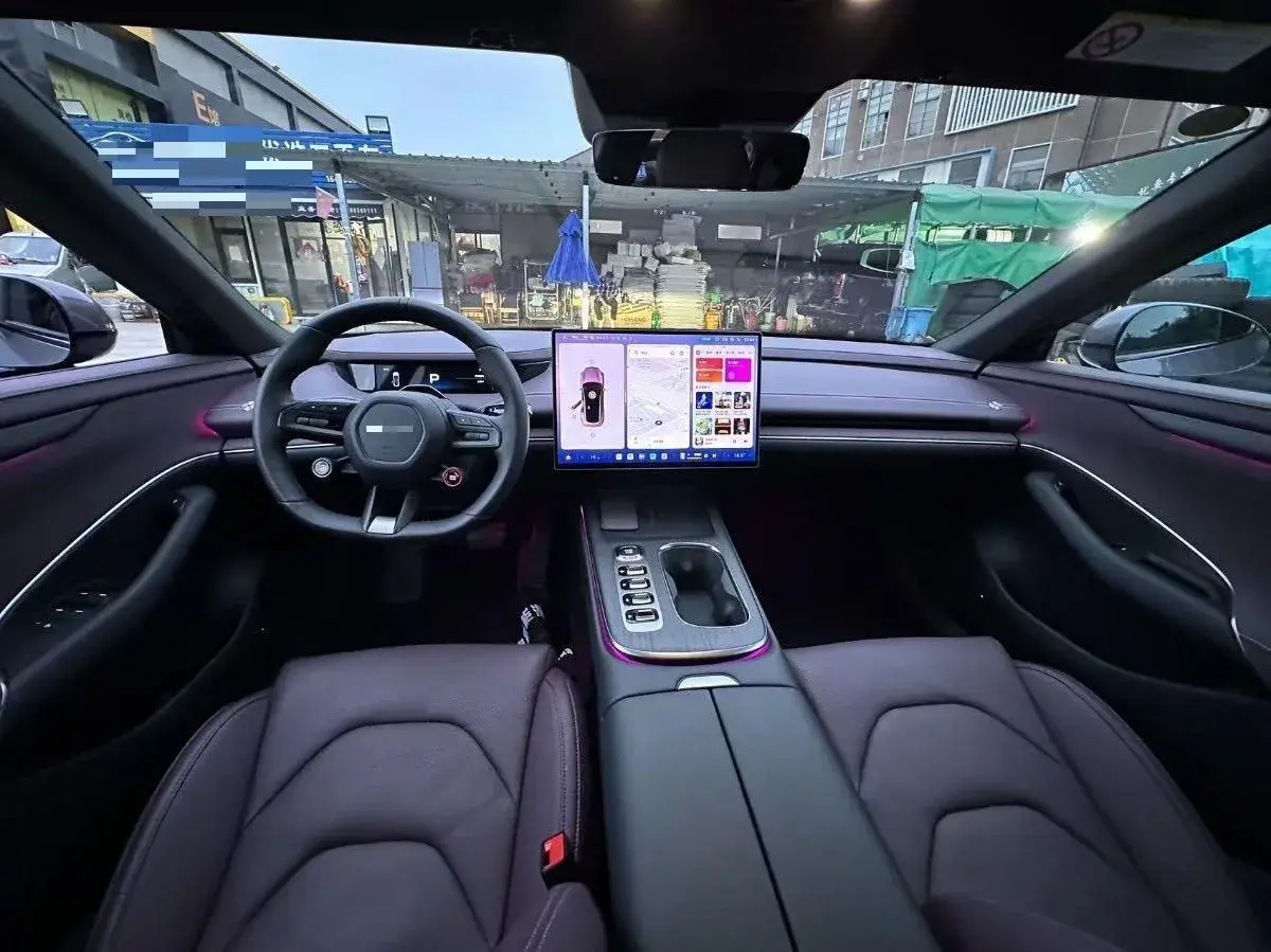 2024 MI SU7 thumbnail 2