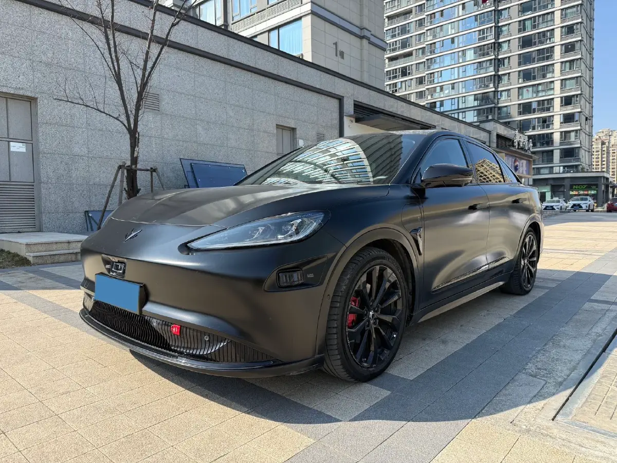 2022 ARCFOX αS BEV 74.5KWH