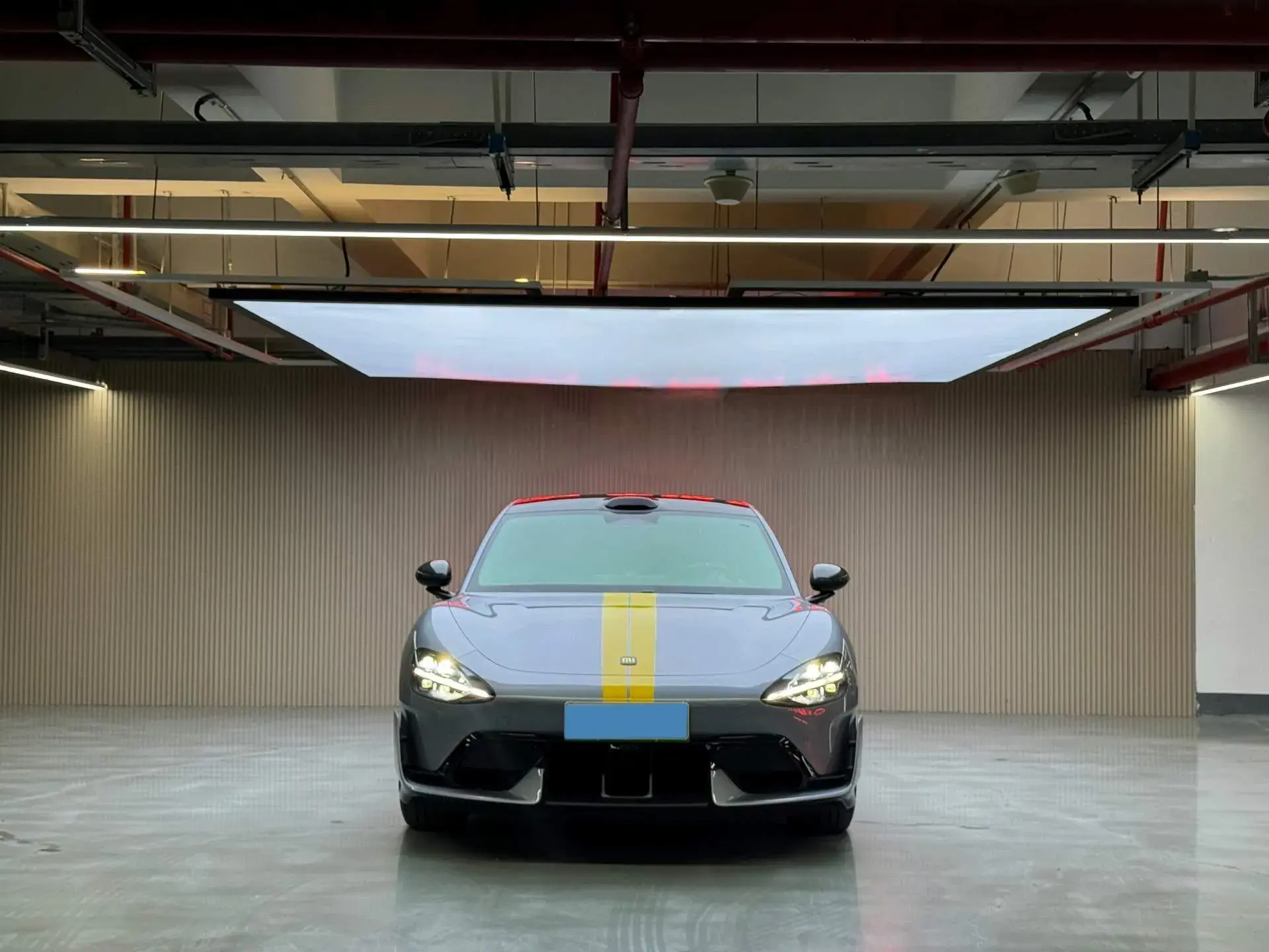 2025 MI SU7 thumbnail 2