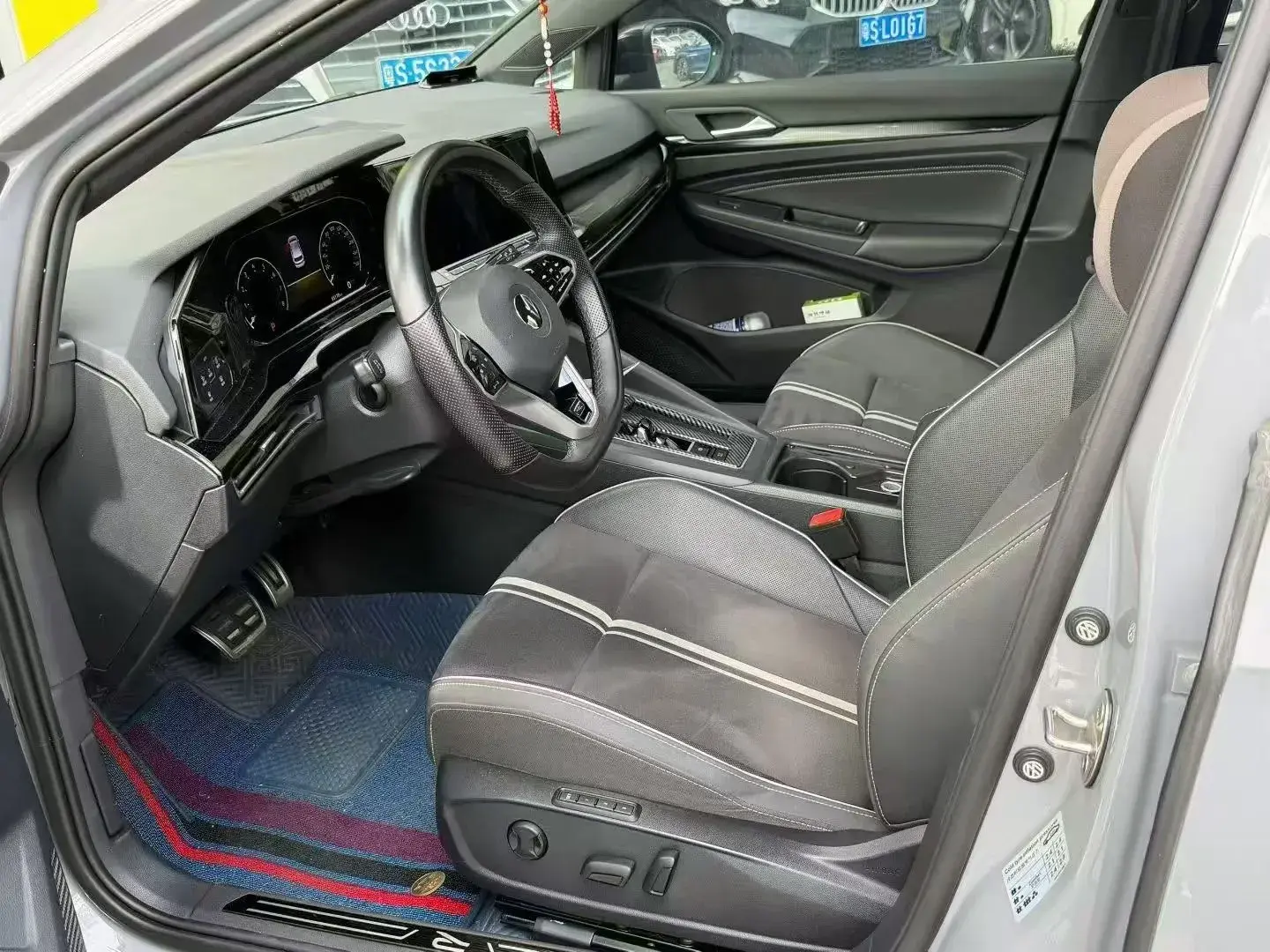 2021 VOLKSWAGEN GOLF thumbnail 4