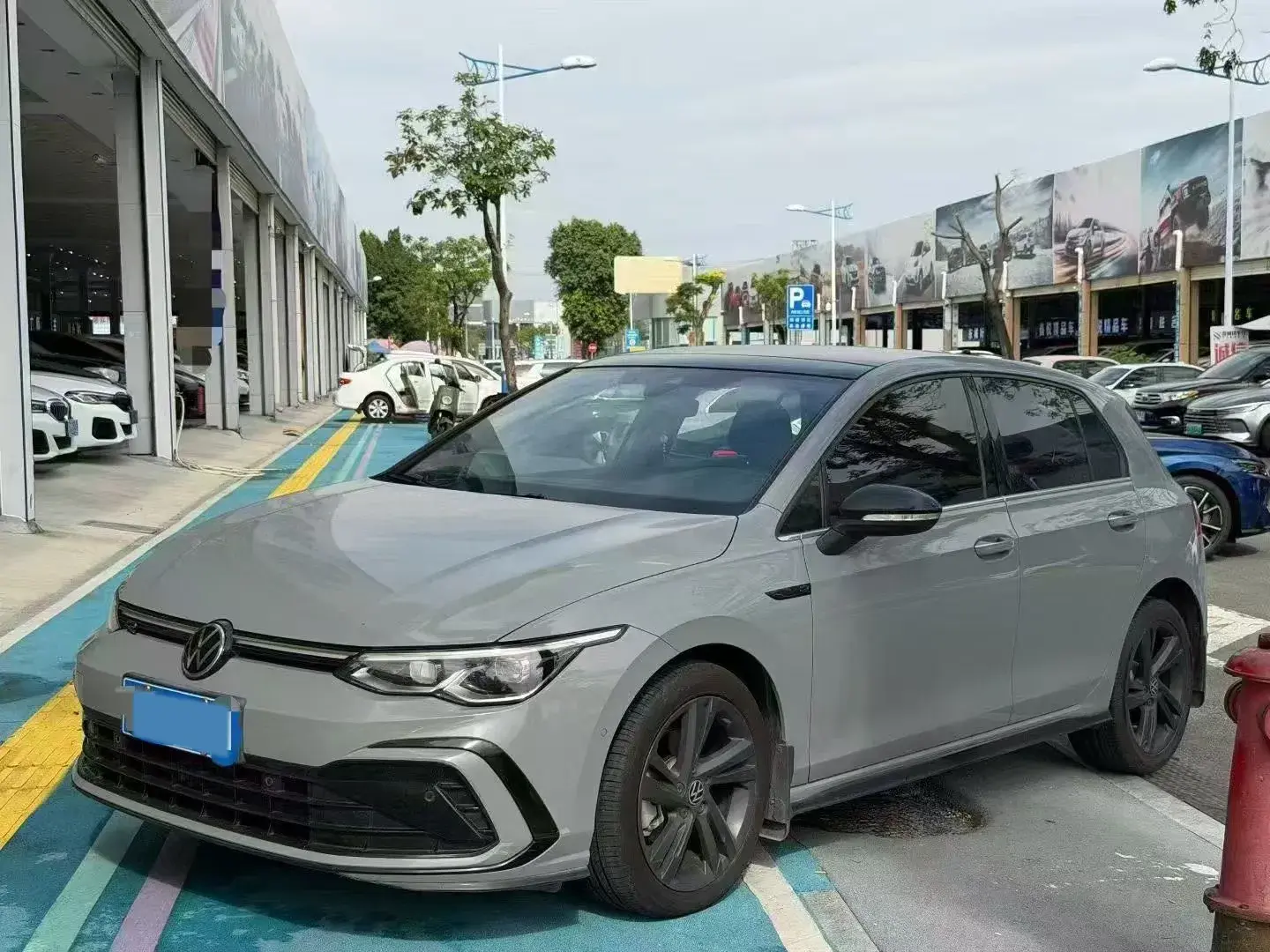 2021 VOLKSWAGEN GOLF view 1