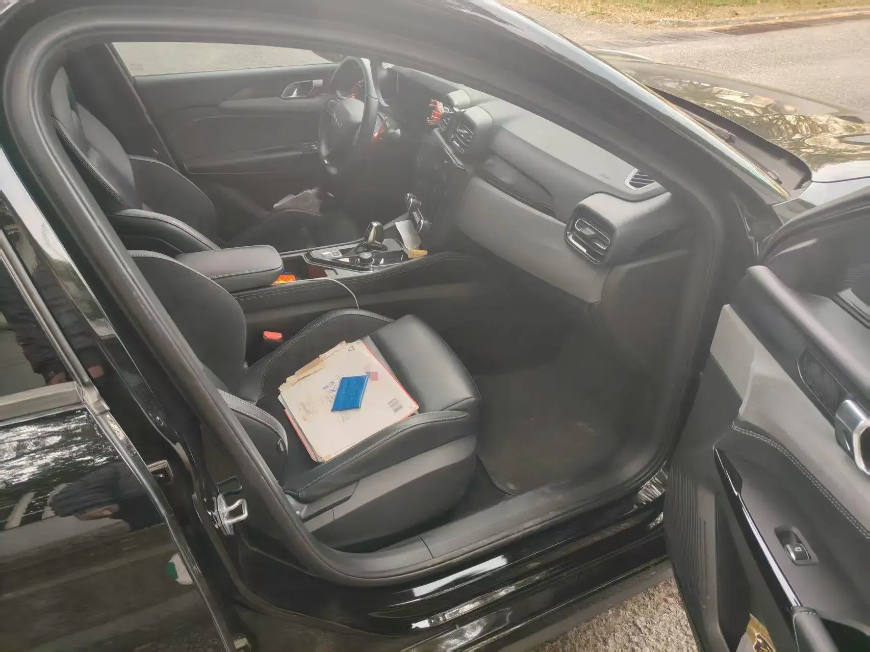 2022 LYNK&CO 03 thumbnail 3