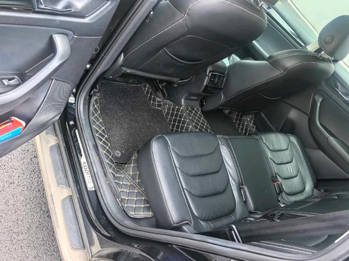 2018 Skoda Kodiak 2.0T 186HP L4 7DCT,autocango,china used car exporter,china ev exporter,chinese used car exporter,chinese used ev exporter