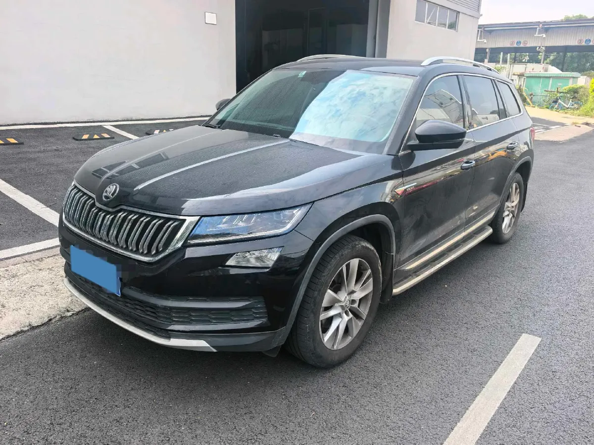 2018 Skoda Kodiak 2.0T 186HP L4 7DCT,autocango,china used car exporter,china ev exporter,chinese used car exporter,chinese used ev exporter